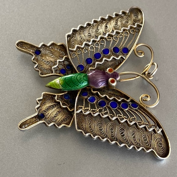 Vermeil (gold wash over sterling) filigree butterfly pendant with enameling - Picture 6 of 8